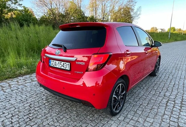 Toyota Yaris cena 49900 przebieg: 94400, rok produkcji 2015 z Nowy Wiśnicz małe 121